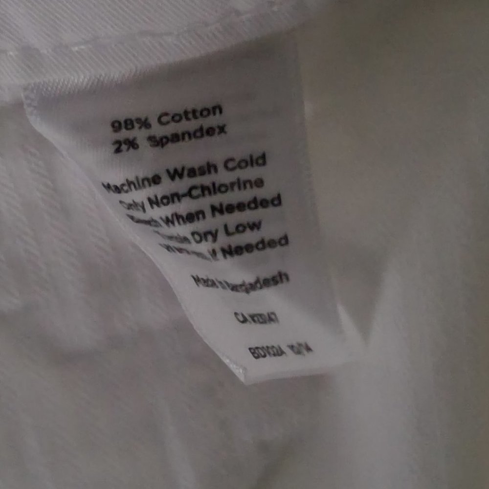 Talbots "Weekend" White Shorts - Picture 5 of 10